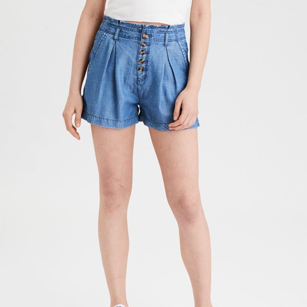 2/40✨ American Eagle Shorts